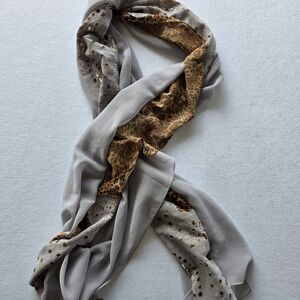 Chic Beaded Gray and Leopard Print Scarf
